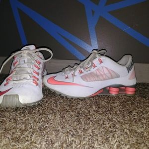 women's Nike shox superfly r4